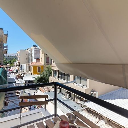 New Studio In The Heart Of City Center イラクリオン エクステリア 写真